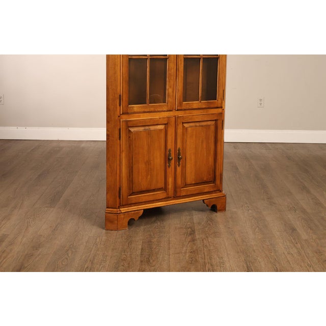 Ethan Allen 1776 Collection Pair of Maple Corner Cabinets For Sale - Image 14 of 18