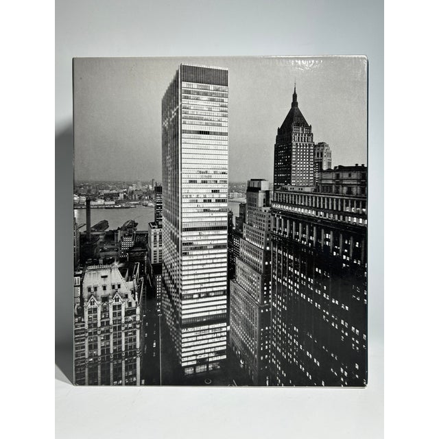 2000s Illustrated Quarto, Nicholas Adams Skidmore, Owings & Merrill: The Experiment Since 1936 - 1 Book For Sale - Image 18 of 18