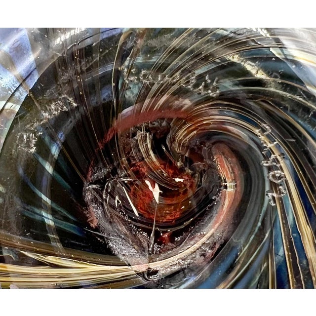 Glass Vintage Signed Hawaiian Studio Art Glass Vase – Iridescent Pulled Feather Swirl – Contemporary, Modern Organic For Sale - Image 7 of 10