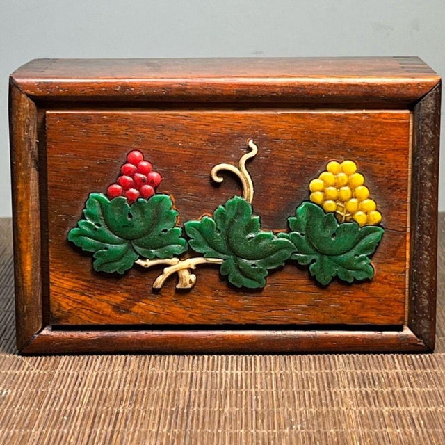 1980s Carved Hardwood Sliding Box With Bone Inlay — Botanical Leaf & Berry Motif For Sale - Image 5 of 9