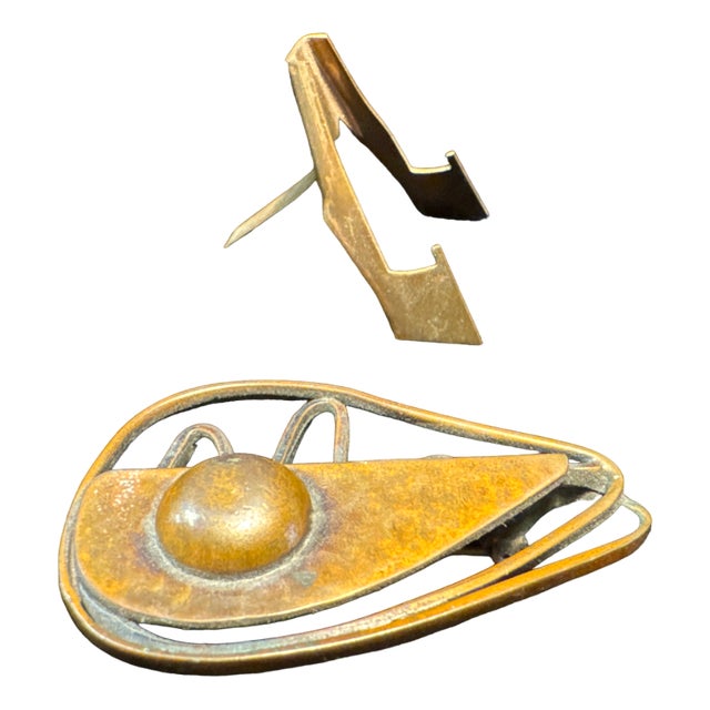 Surrealist Brooch in Patinated Bronze with Its Original Base by Francisco Rebajes, 1950s For Sale