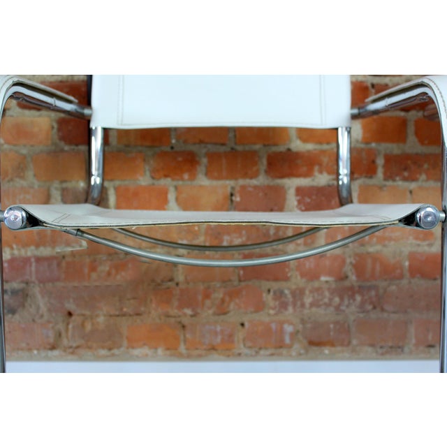 Vintage Italian White Leather and Chrome Cantilever Chairs, Italy, 1980s, Set of 4 For Sale - Image 6 of 18