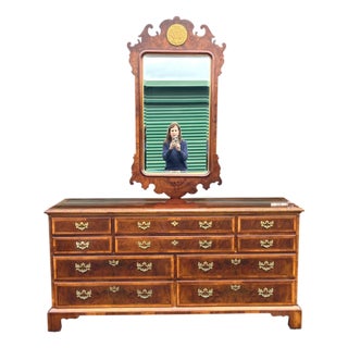 Vintage Henredon Georgian Aston Court Mahogany and Walnut Dresser Chest of Drawers With Mirror For Sale