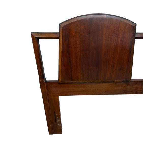 Lane Furniture Mid-Century Modern Lane 1st Edition Walnut Full/Queen Walnut Headboard For Sale - Image 4 of 6