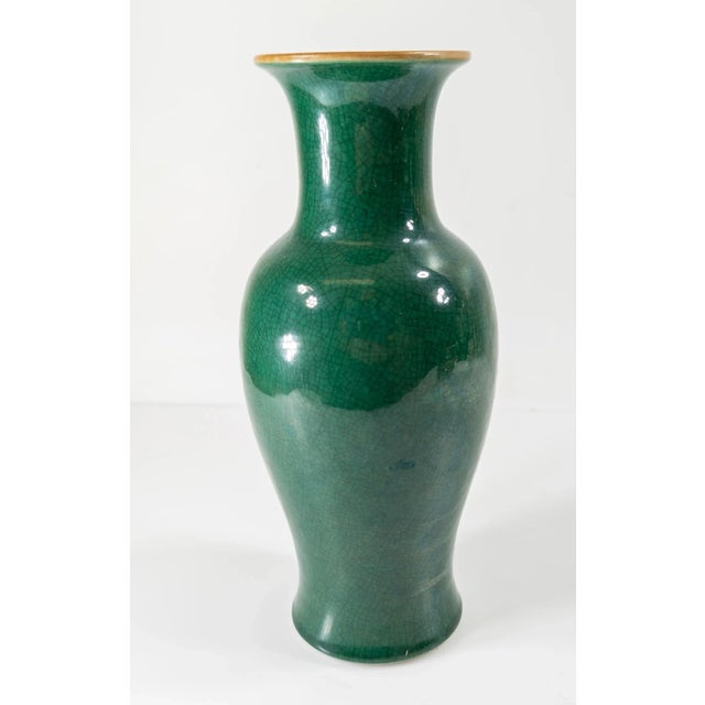 19th Century Chinese Dark Apple Green Crackled Vase, Qing Dynasty For Sale In New York - Image 6 of 13