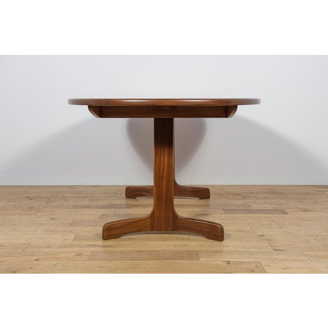 Mid-Century Oval Dining Table in Teak from G-Plan, United Kingdom, 1960s For Sale - Image 6 of 18
