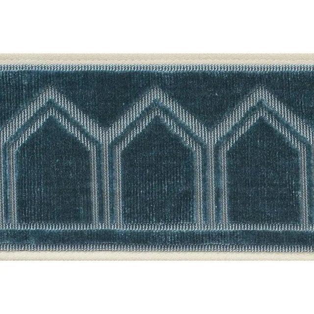 This luxe cut-velvet tape features a unique, geometric pattern derived from Ottoman architecture. It's a sumptuous and...