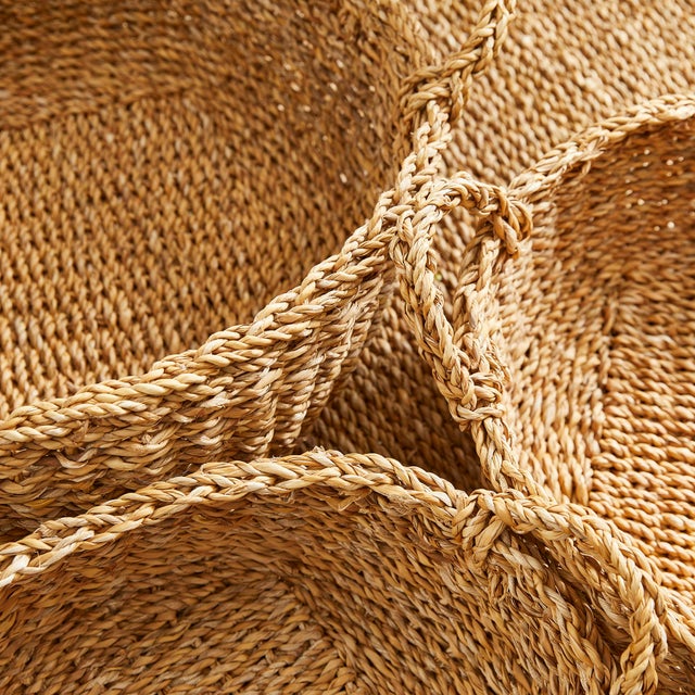 Early 21st Century Seagrass Shallow Baskets With Handles, Set Of 3 For Sale - Image 5 of 5