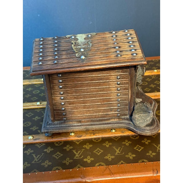 Antique Carved Wooden Cigar Humidor with Dog Decoration, 1890 For Sale - Image 12 of 18