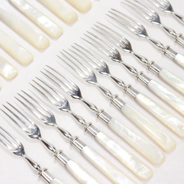 1920s Antique English Sterling Silver & Mother-of-Pearl Cased 24-Piece Dessert Service For Sale - Image 5 of 18