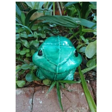 Italian 1950s Huge 9" Ceramic Green Bull Frog Garden Pond Pot Decor Whimsical For Sale - Image 11 of 18
