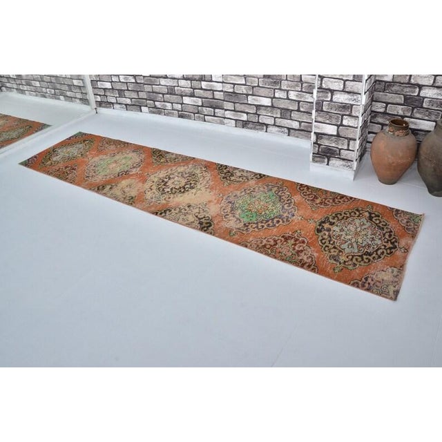 Peach 1950s Ornate Turkish Rug, Minimalist Runner for Hallway or Entryway For Sale - Image 8 of 10