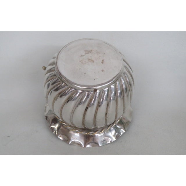 Metal Silver Plated Cachepot Rose Bowl Round Fluted Flower Vase Ruffle Rim 5072b For Sale - Image 7 of 10
