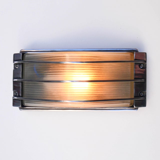 Wall Lamp in Polished Aluminum and Frosted Ribbed Glass, 1970s For Sale - Image 6 of 9
