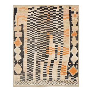 Beige Modern Checkered Moroccan Wool Rug – HandKnotted Geometric Berber Style For Sale
