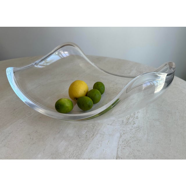 Mid-Century Modern Lucite Bowl "Astrolite" by Ritts Co. For Sale - Image 3 of 7