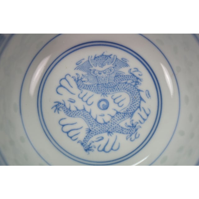 Mid 20th Century Tienshan Chinese Chinoiserie Blue White Rice Grain Dinner Service - 55pcs For Sale - Image 10 of 16