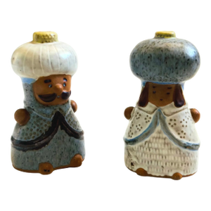 Mid Century Pottery King and Queen Salt and Pepper Shakers