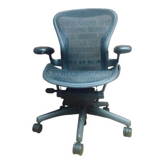 Black Aeron Task Chair For Sale