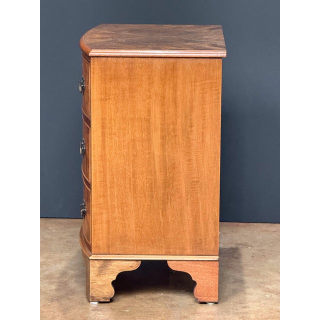 English Bow Front Small Chest of Burr Walnut With Three Drawers For Sale In Austin - Image 6 of 14