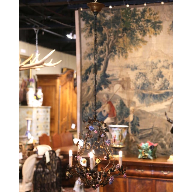 Metal Early 20th Century French Louis XV Four-Light Porcelain Flower Chandelier For Sale - Image 7 of 8