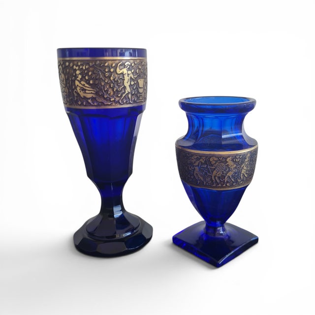 Cobalt Saphir Glass Pieces with Acid-Etched Gilt Classical Frieze by Karlsbad Karlovy Vary and Ludwig Moser & Sons, Czechoslovakia, 1920s, Set of 2 For Sale - Image 10 of 10
