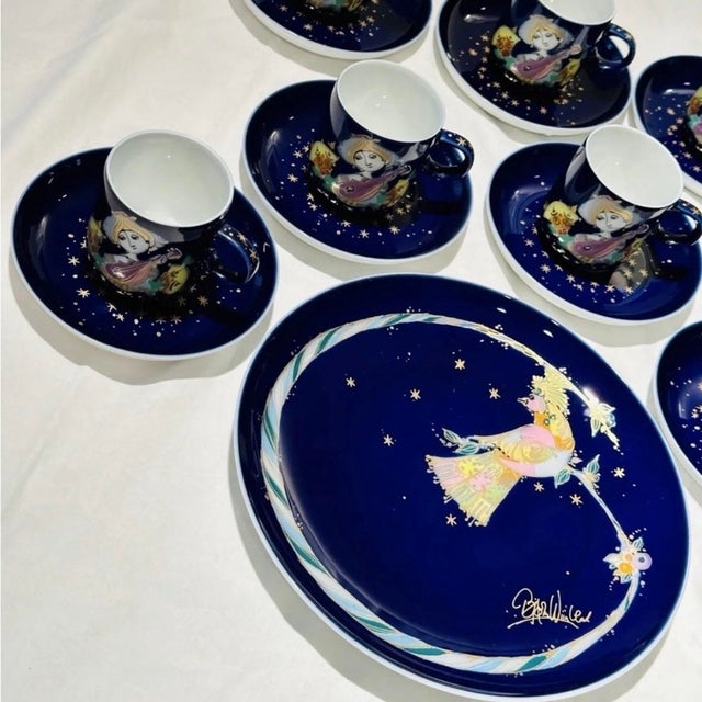 Vintage 1970s Rosenthal 1001 Nights Bjorn Wiinblad Demitasse Set Cups Saucers - Ser of 20 For Sale - Image 12 of 12