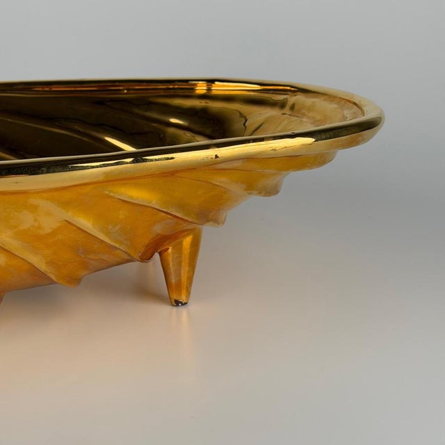 Ceramic Large Sculptural Shell Centerpiece in Glazed Ceramic, 1970s For Sale - Image 7 of 14