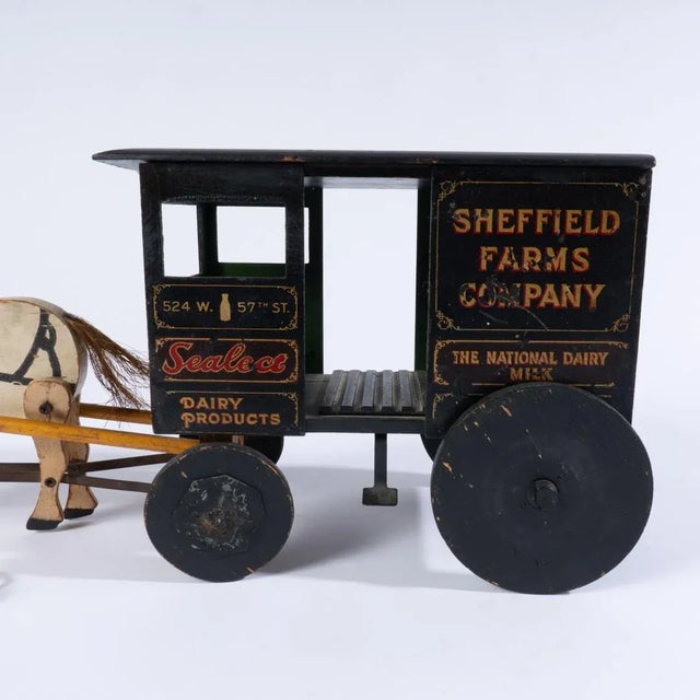 American Antique Sheffield Farms Company Toy Milk Wagon For Sale - Image 3 of 12