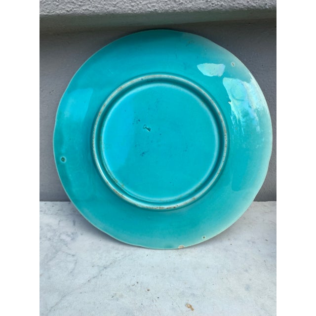 Late 19th Century French Majolica Strawberries Plate Luneville, Circa 1880 For Sale - Image 5 of 5