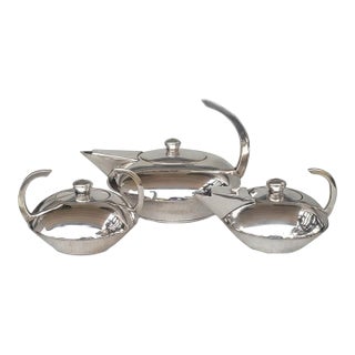 Vintage Art Deco Modernist Silver Plate Tea Set – Bauhaus Influence – 3 Piece For Sale