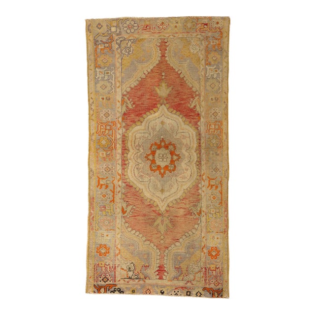 Vintage Turkish Oushak Rug - 02'11 X 05'07 For Sale