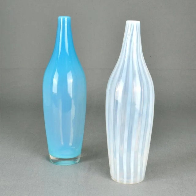 Hand Blown Vases in Blue and White by Leerdam, 1960s, Set of 2 For Sale - Image 6 of 10