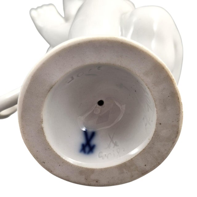 White Blanc de Chine Figure of Amor by Paul Scheurich for Meissen, 1910-1924 For Sale - Image 8 of 11