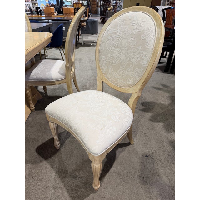 Early 21st Century Bernhardt Two Pedestal Dining Set - Eight Chairs For Sale - Image 5 of 9