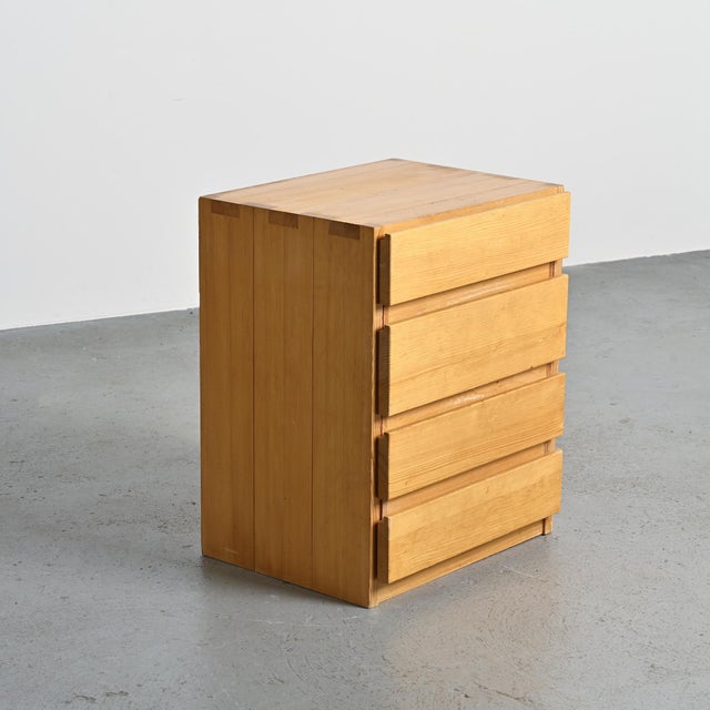 Mid-Century Modern Pine Chest of Drawers from Maison Regain, France, 1970s For Sale - Image 3 of 9