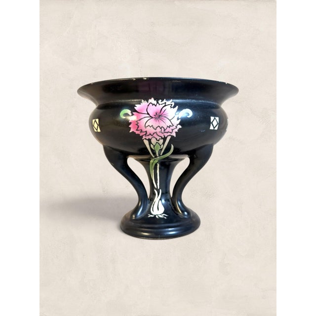 English Antique English Shelley “Carnation” Black Art Nouveau Footed Jardinière For Sale - Image 3 of 9