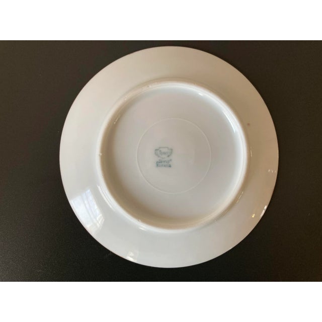 Manufacture de Sevres Antique German Porcelain Daisies Design Gold Rim Dish or Plate by Thomas Sevres Bavaria For Sale - Image 4 of 12