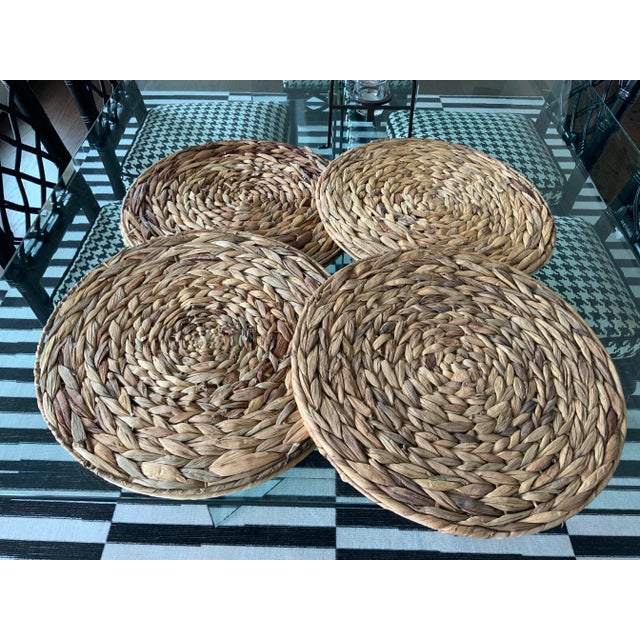 Natural Woven Raffia Placemats - Set of 8 Get that island feel with this Set of 8 natural raffia round placemats. Raffia...