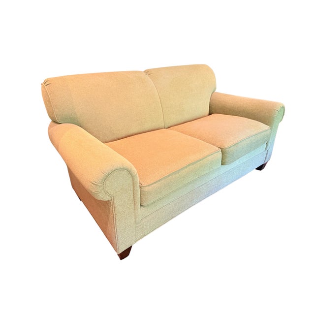 Traditional Stickley Salem Loveseat - Timeless - Fits Any Decor - Discontinued - Highest Quality Construction For Sale - Image 3 of 9