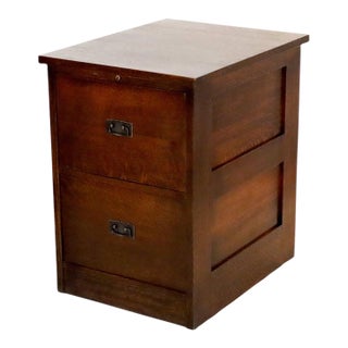 Vintage Stickley Arts & Crafts Mission Oak & Hammered Copper File Cabinet C1920 For Sale