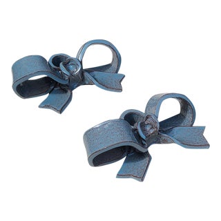 Vintage Folk Art Ribbon Bow Motif Ceramic Candle Holders - a Pair For Sale