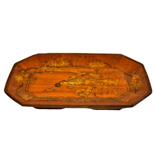This stunning octagonal 19th-century Chinese basket tray is hand-crafted from solid elm wood. It is on raised feet that...