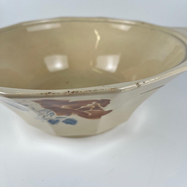 1920s 20th Century Salad Bowl with Floral Motif from Sarreguemines, 1920s For Sale - Image 5 of 12