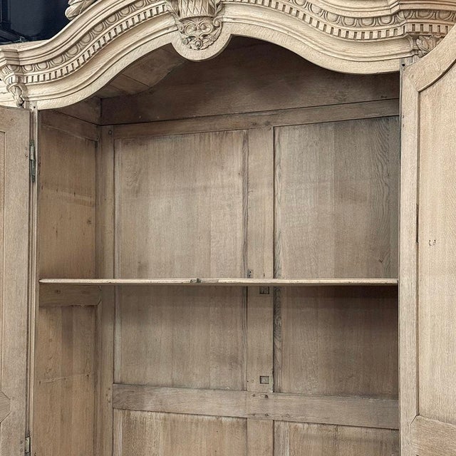 Grand 18th Century Oak Louis XVI Armoire From Namur For Sale - Image 17 of 18