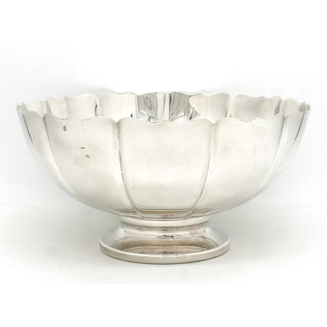 Mid 20th Century Mid-Century “Dublin” by Fisher Silverplate Pedestal Bowl – Fluted Tulip Form / Hollywood Regency For Sale - Image 5 of 11