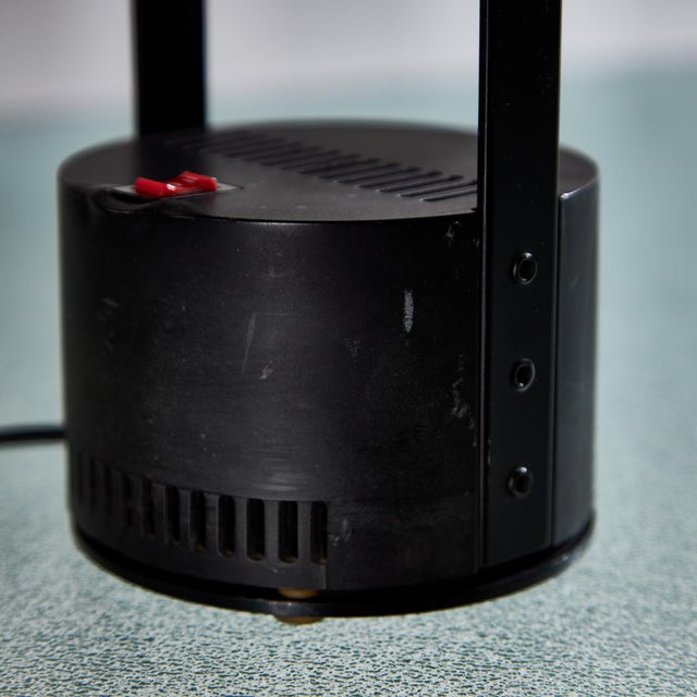 Metal Tizio Table Lamp by Richard Sapper for Artemide, 1970s For Sale - Image 7 of 16