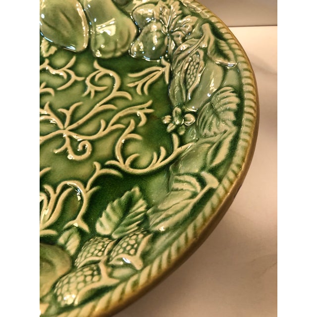 1980s Green Majolica Pottery Fruit Bowl For Sale - Image 9 of 11