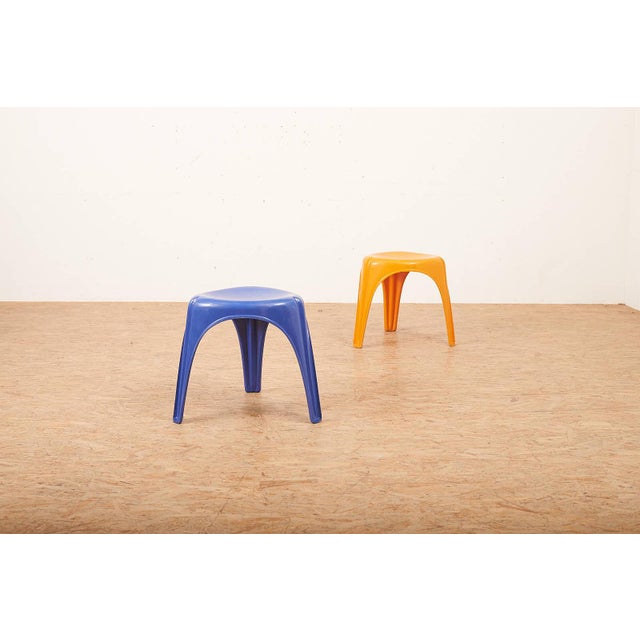 Model 1734 Garden Stools in Dark Blue and Orange Fiberglass by Walter Frey for Stella, 1965, Set of 2 For Sale - Image 13 of 13