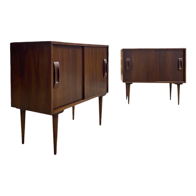 Vintage Nighstand/Cabinet Pair For Sale